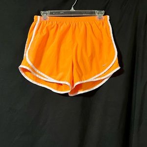 Nike Women’s DRI-FIT Active Shorts Size Medium